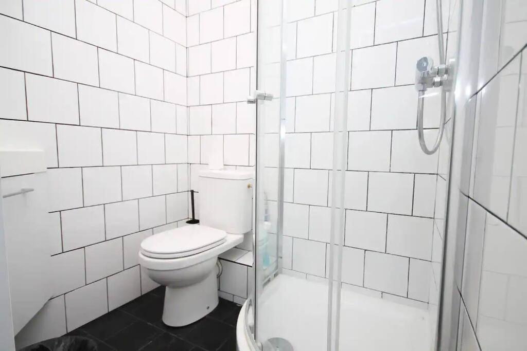 01 - Chambre Avec Lit Double Ideal Jo 2024 Saint-Denis  Eksteriør billede