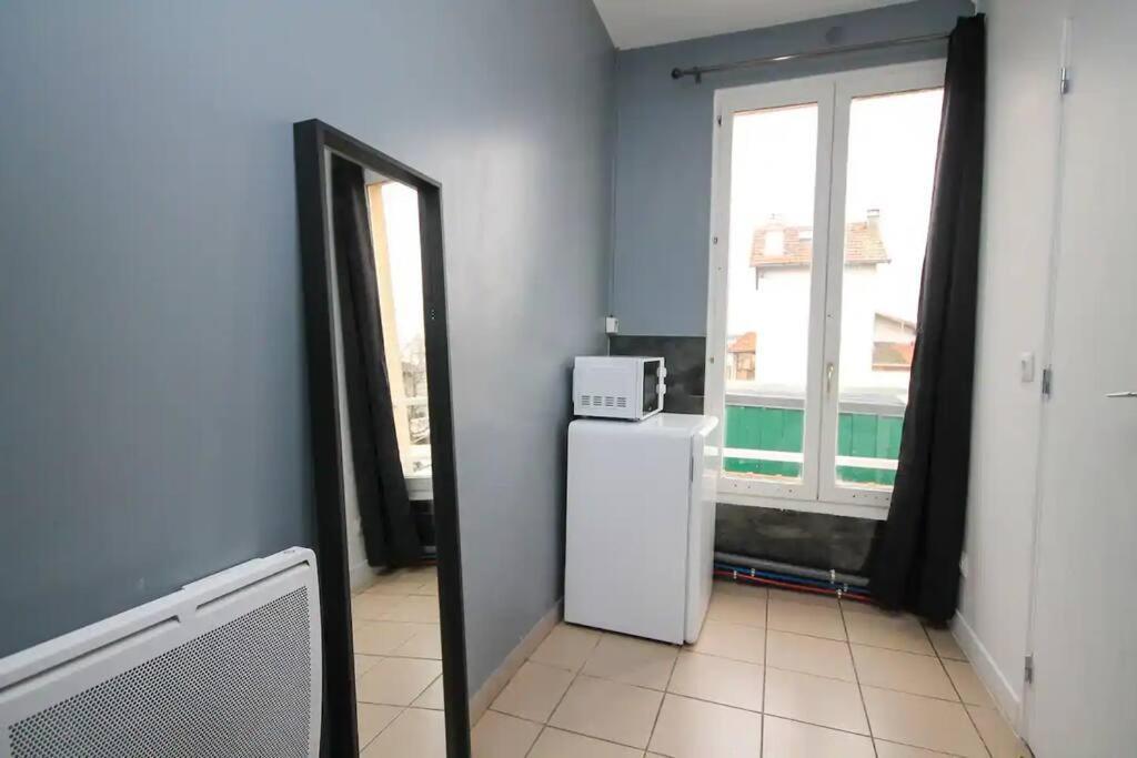 01 - Chambre Avec Lit Double Ideal Jo 2024 Saint-Denis  Eksteriør billede